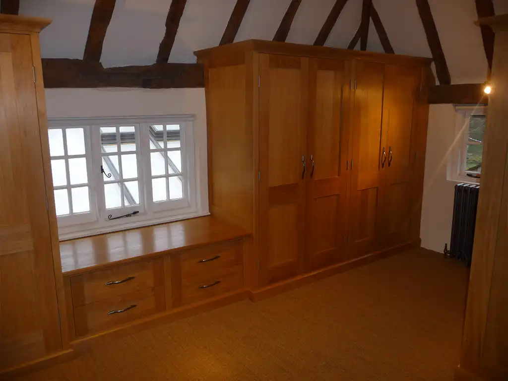 Bespoke Fitted Wardrobes
